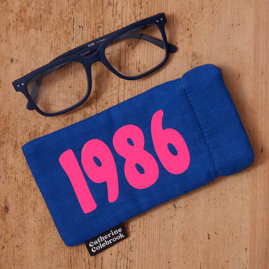 PERSONALISED YEAR LINEN GLASSES CASE - ROYAL BLUE
